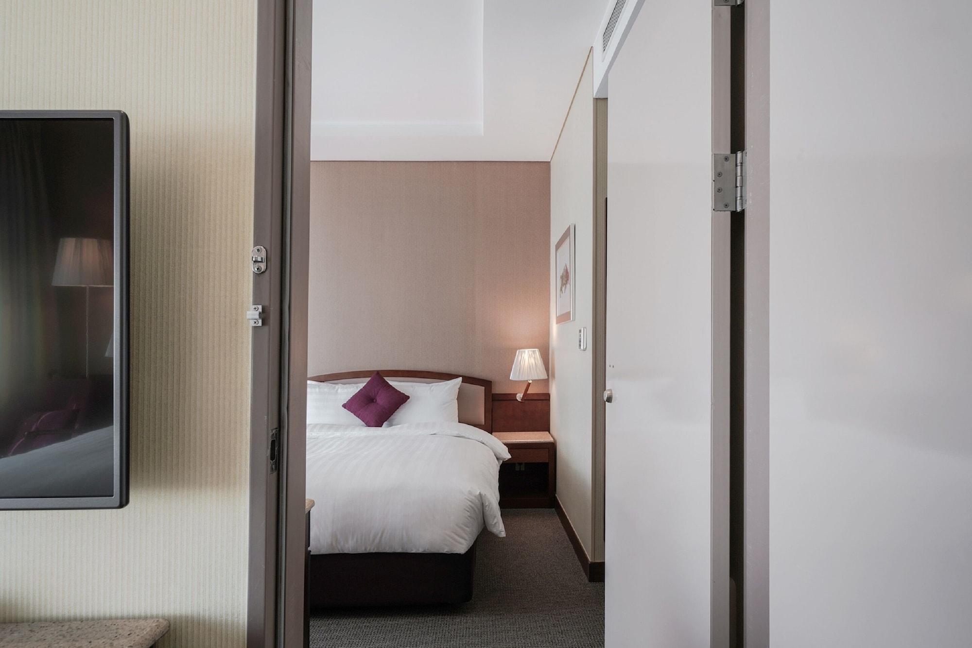 Western Premier Gangnam Hotel 3*